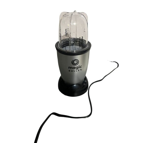 Magic Bullet Blender Set – Base, Cross Blade, 2 Cups & Lids – Works Great (MBR-1 - Picture 3 of 4